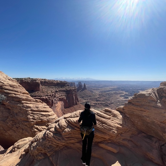 Meet your Posher, Jen - Picture 2 of 3